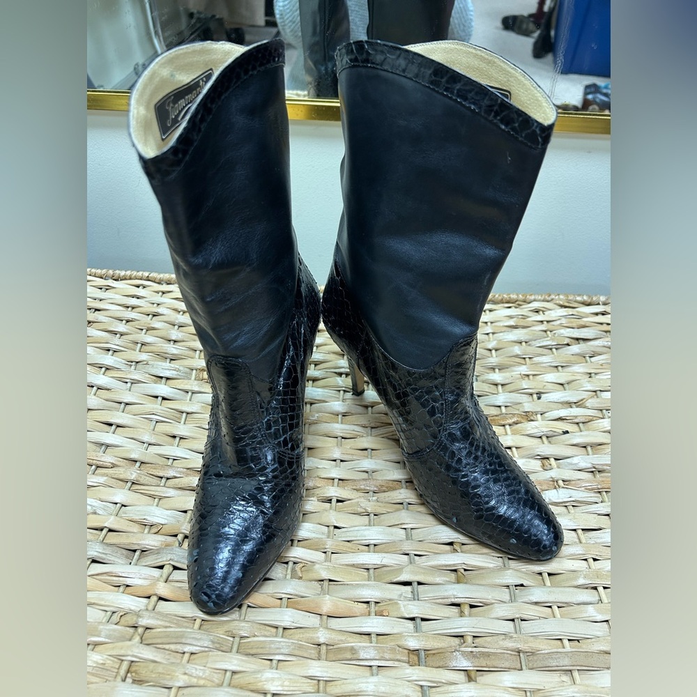 Fiammante black leather snake skin heeled boots Size 9